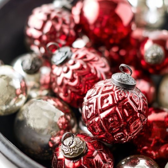Pottery Barn Mercury Glass Adorned Retro Vintage Style Red Ornaments - Set of 6 - Picture 4 of 14